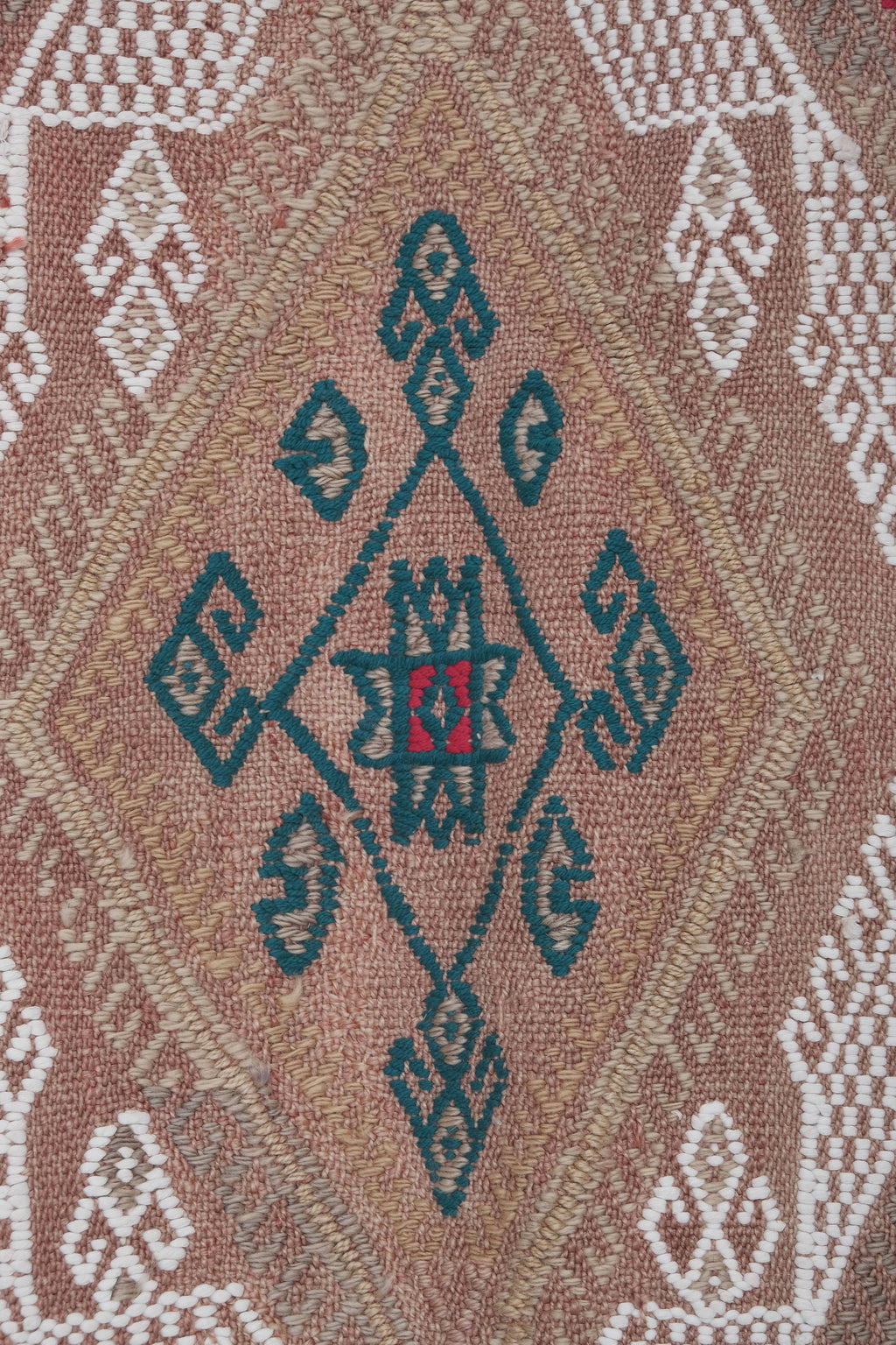 Vintage Kilim 148 x 204 cm