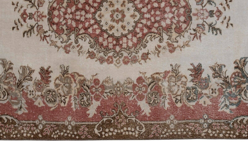 Vintage Uşak Halı 177 x 276 cm