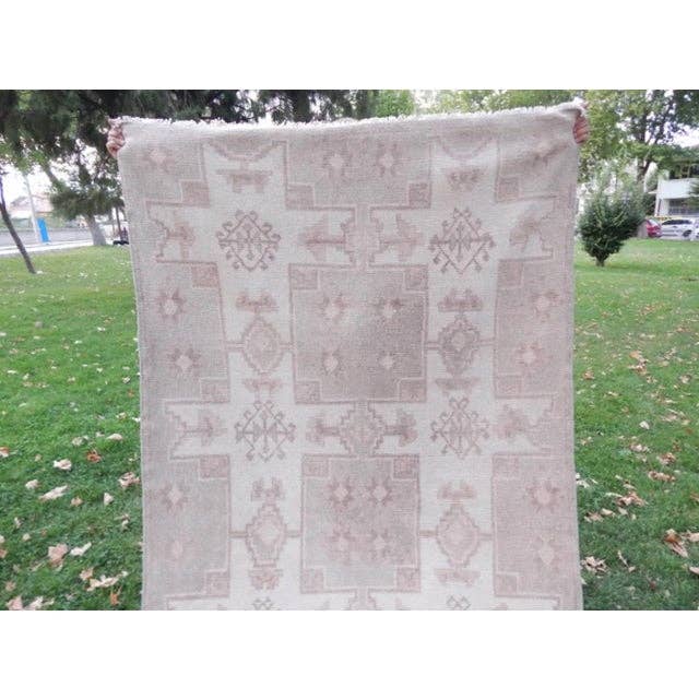 Vintage Uşak Halı 130 x 243 cm