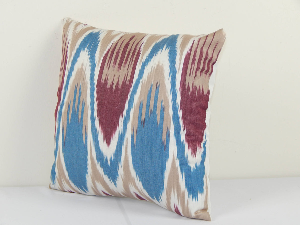 İpek Ikat Kadife Kırlent Kılıfı 31 x 33 cm