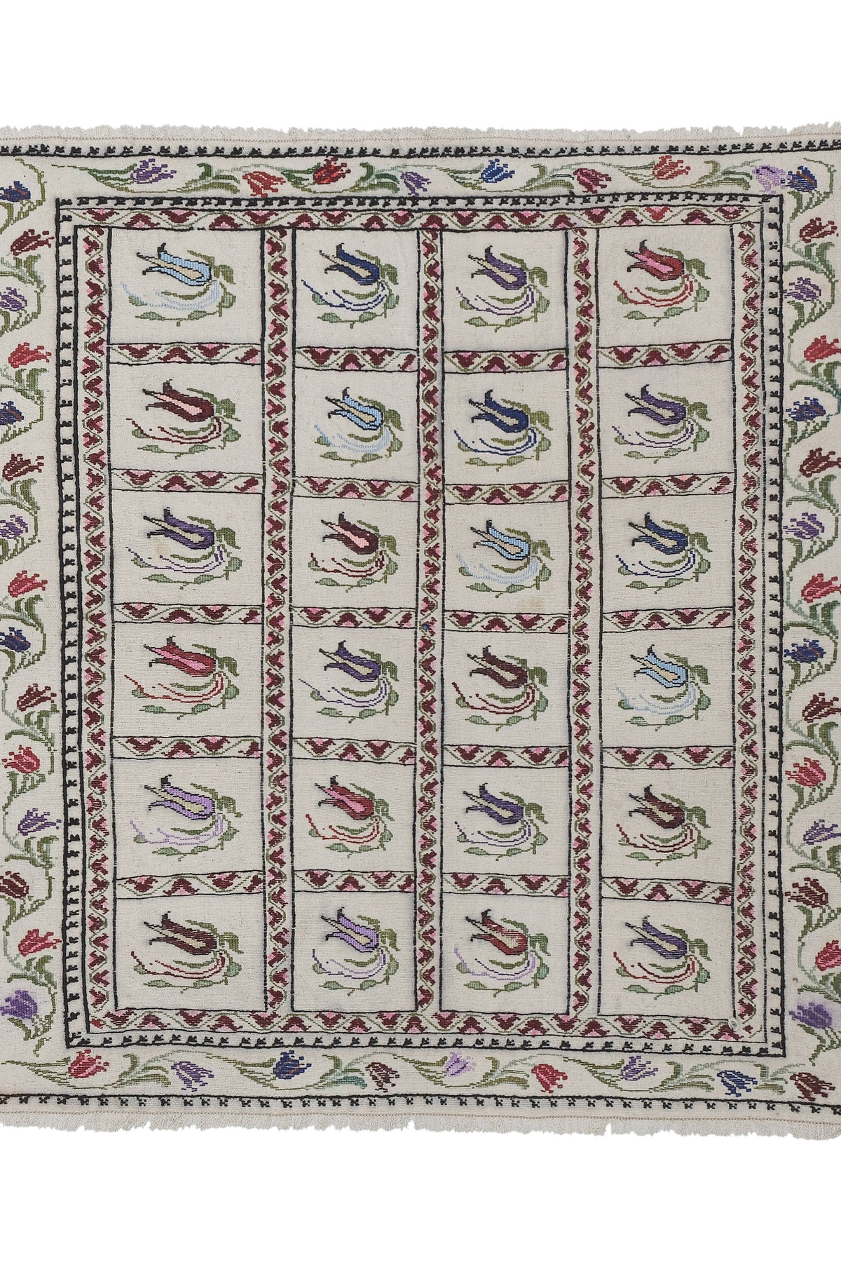 Vintage Kilim 116 x 124 cm