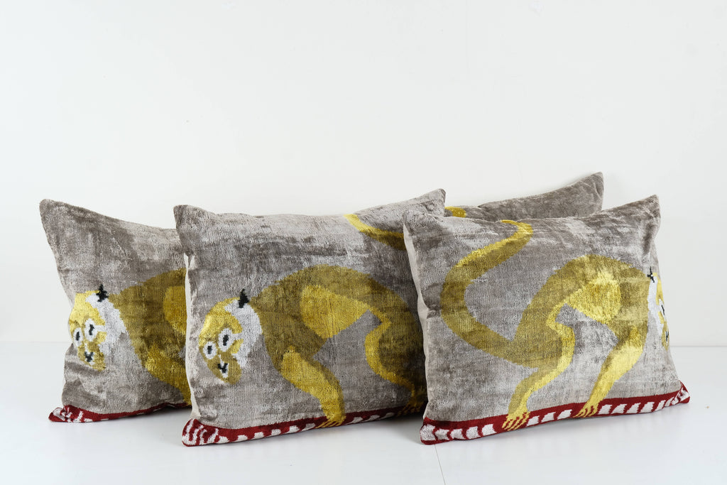 İpek Ikat Kadife Kırlent Kılıfı 2'li Set 42 x 120 cm