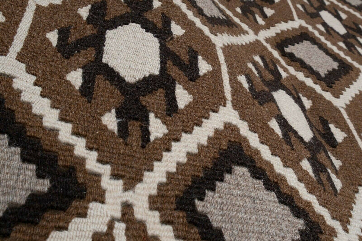 Vintage Kilim 118 x 140 cm