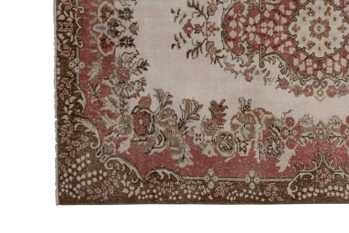 Vintage Uşak Halı 177 x 276 cm