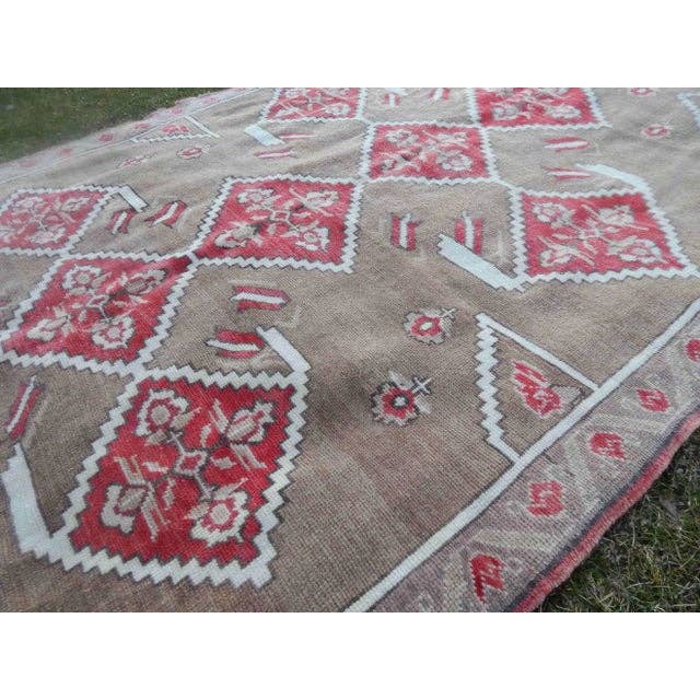Vintage Uşak Halı 154 x 243 cm