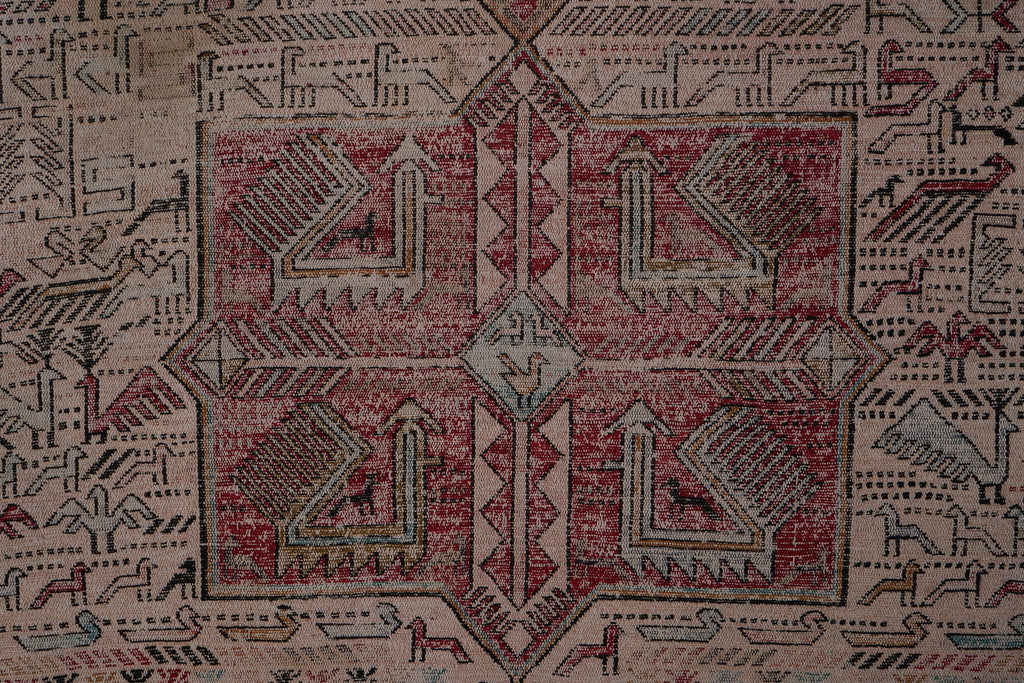 Vintage Sumak Kilim 123 x 183 cm
