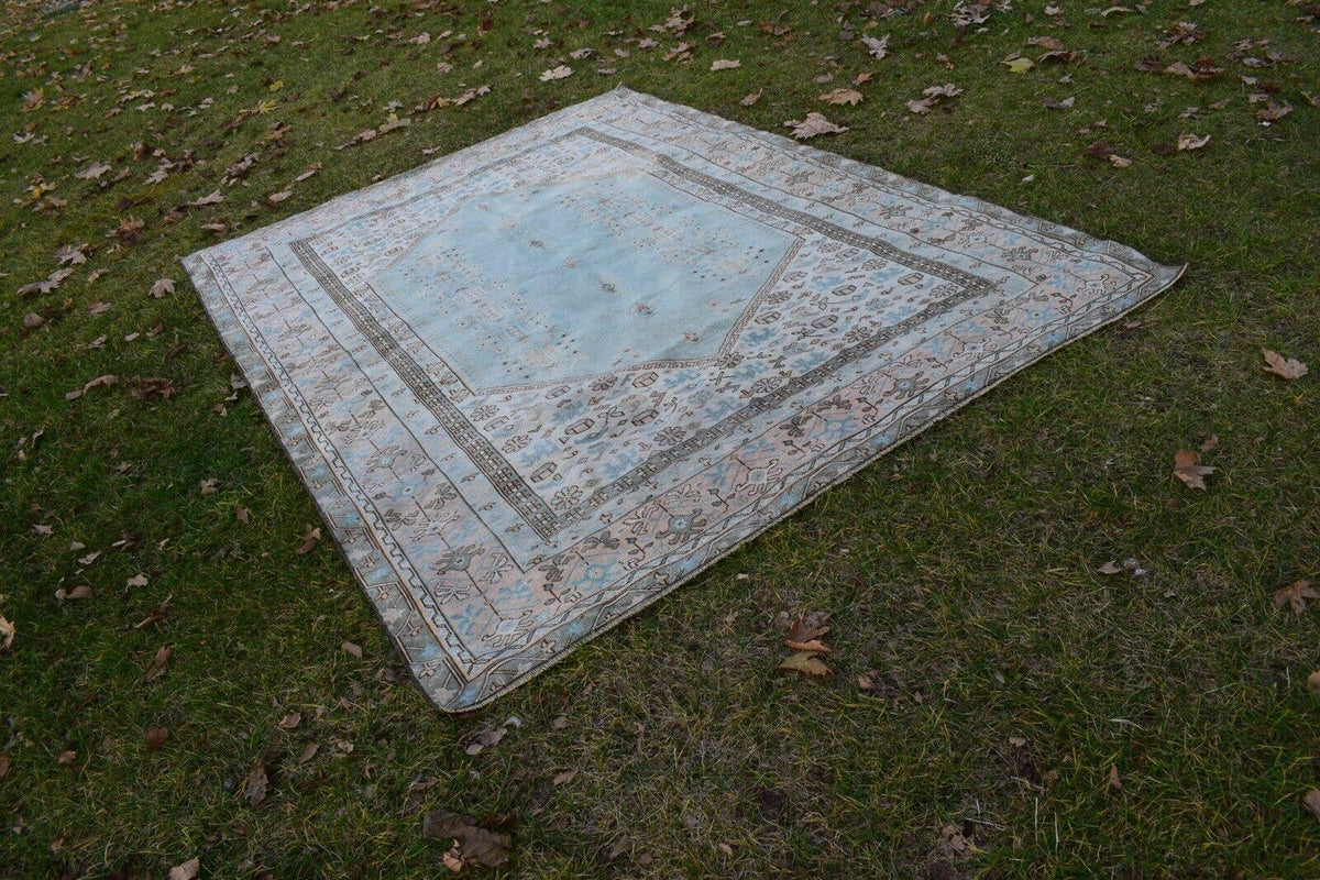 Vintage Uşak Halı 186 x 264 cm