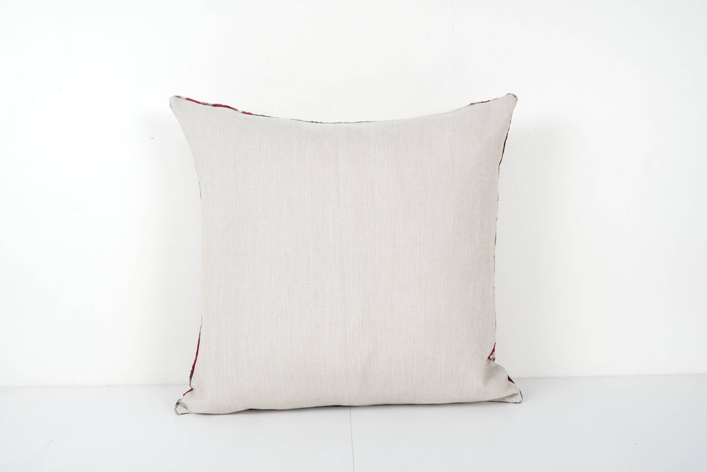 İpek Ikat Kadife Kırlent Kılıfı 60 x 60 cm