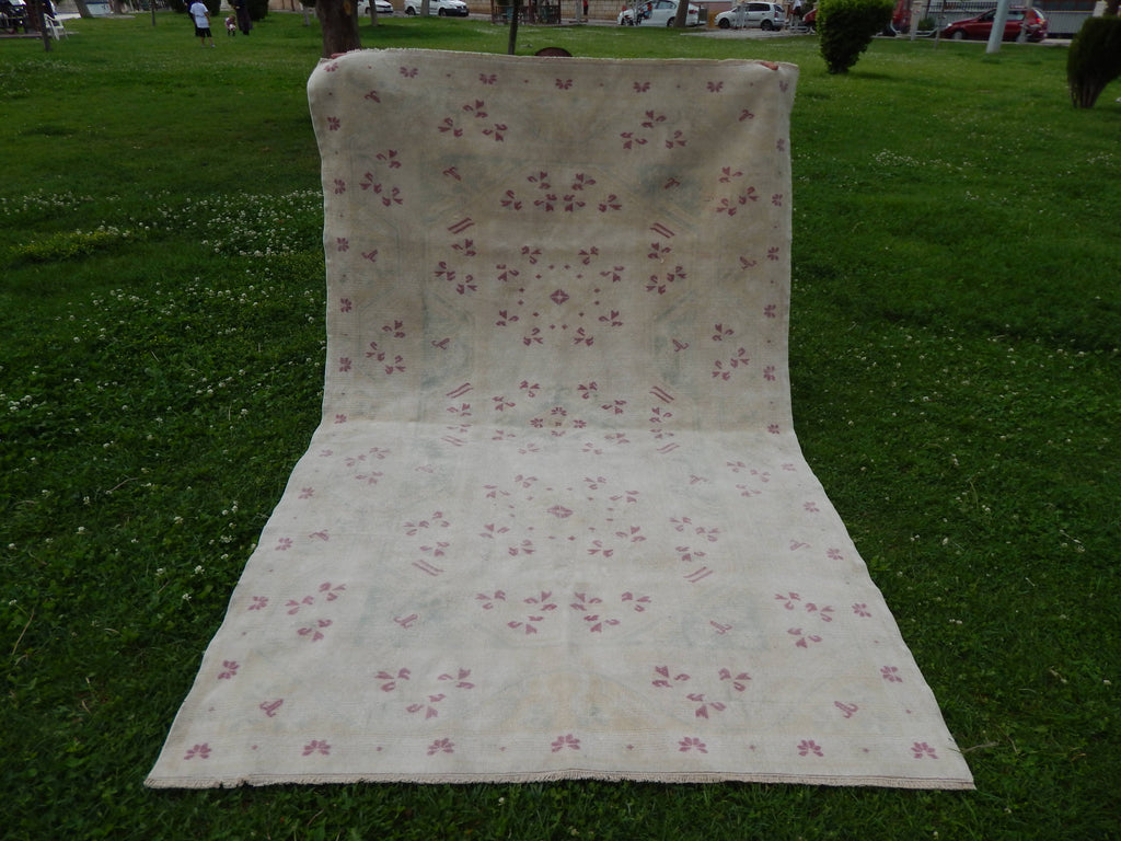 Vintage Uşak Halı 155 x 240 cm