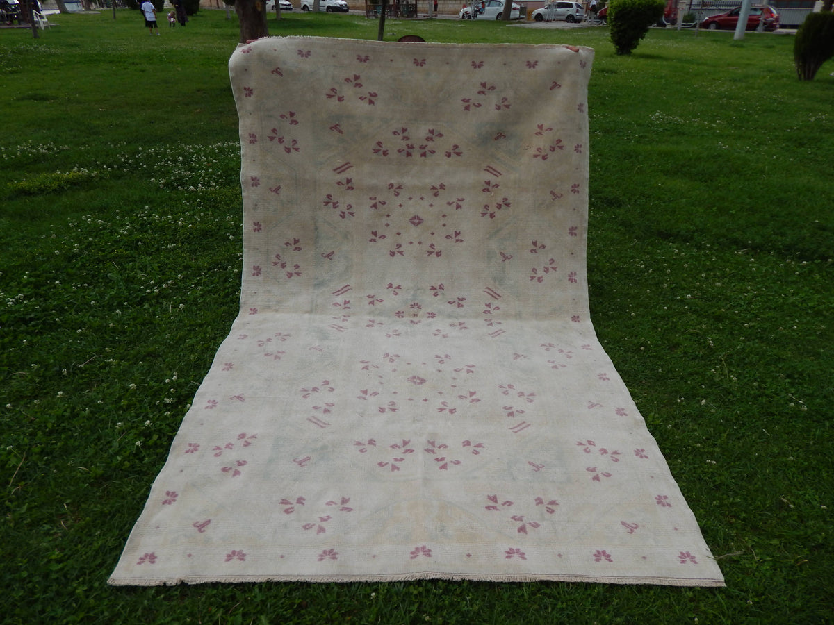 Vintage Uşak Halı 155 x 240 cm