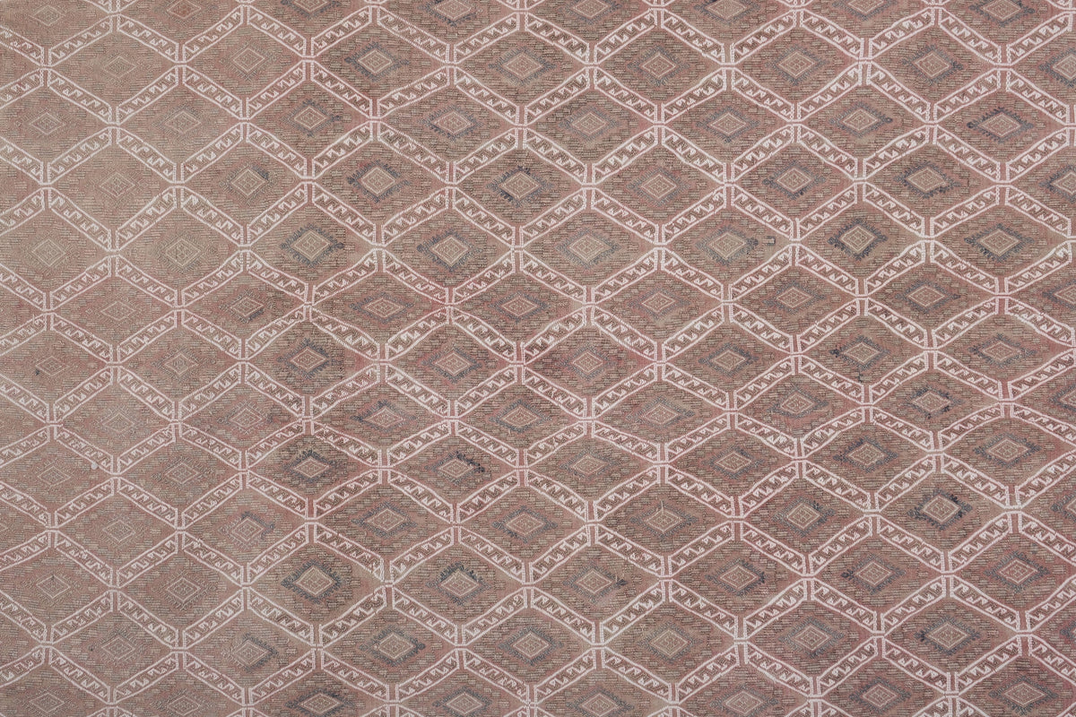 Vintage Kilim 167 x 238 cm