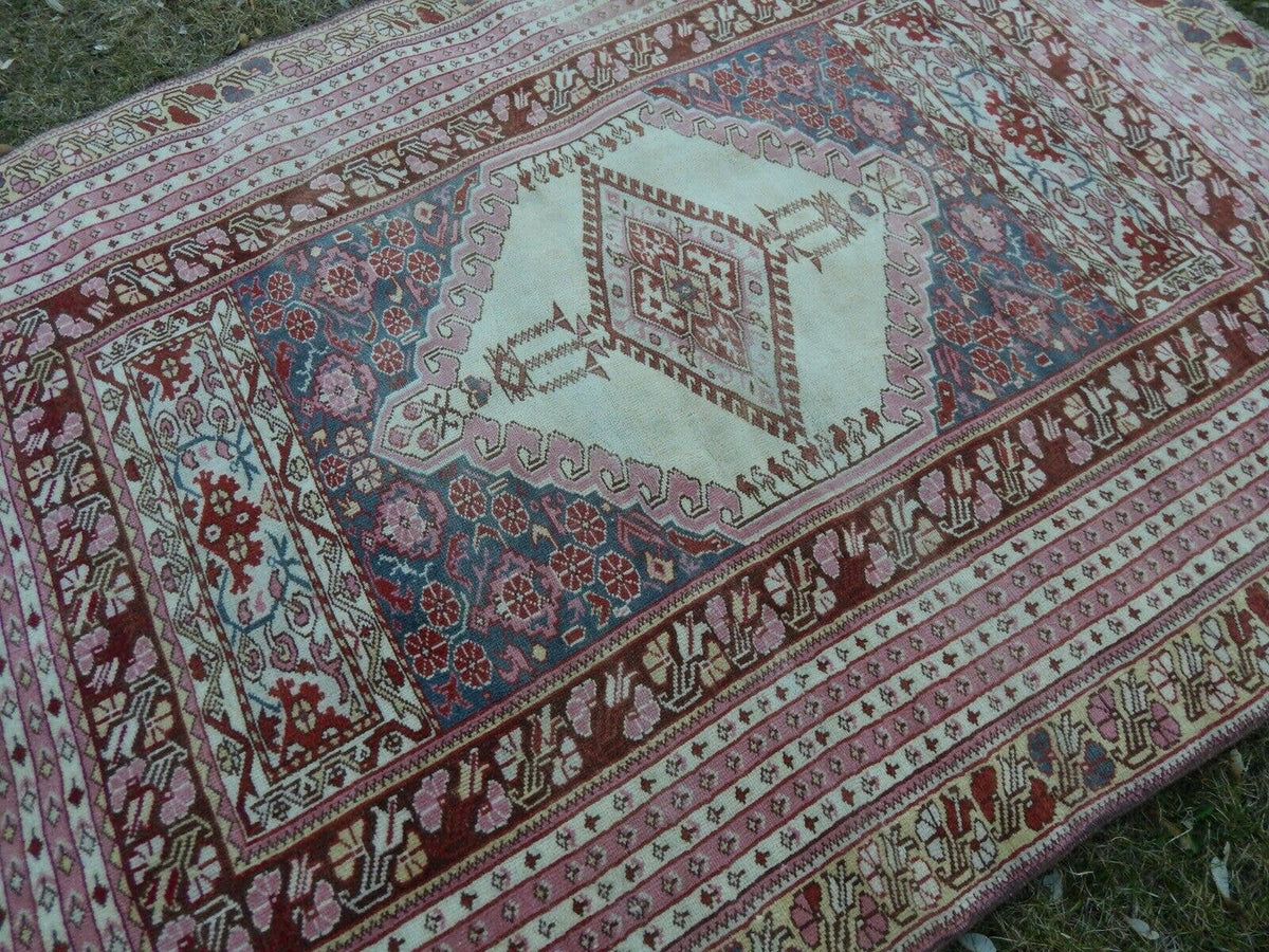 Vintage Kars Halı 134 x 183 cm