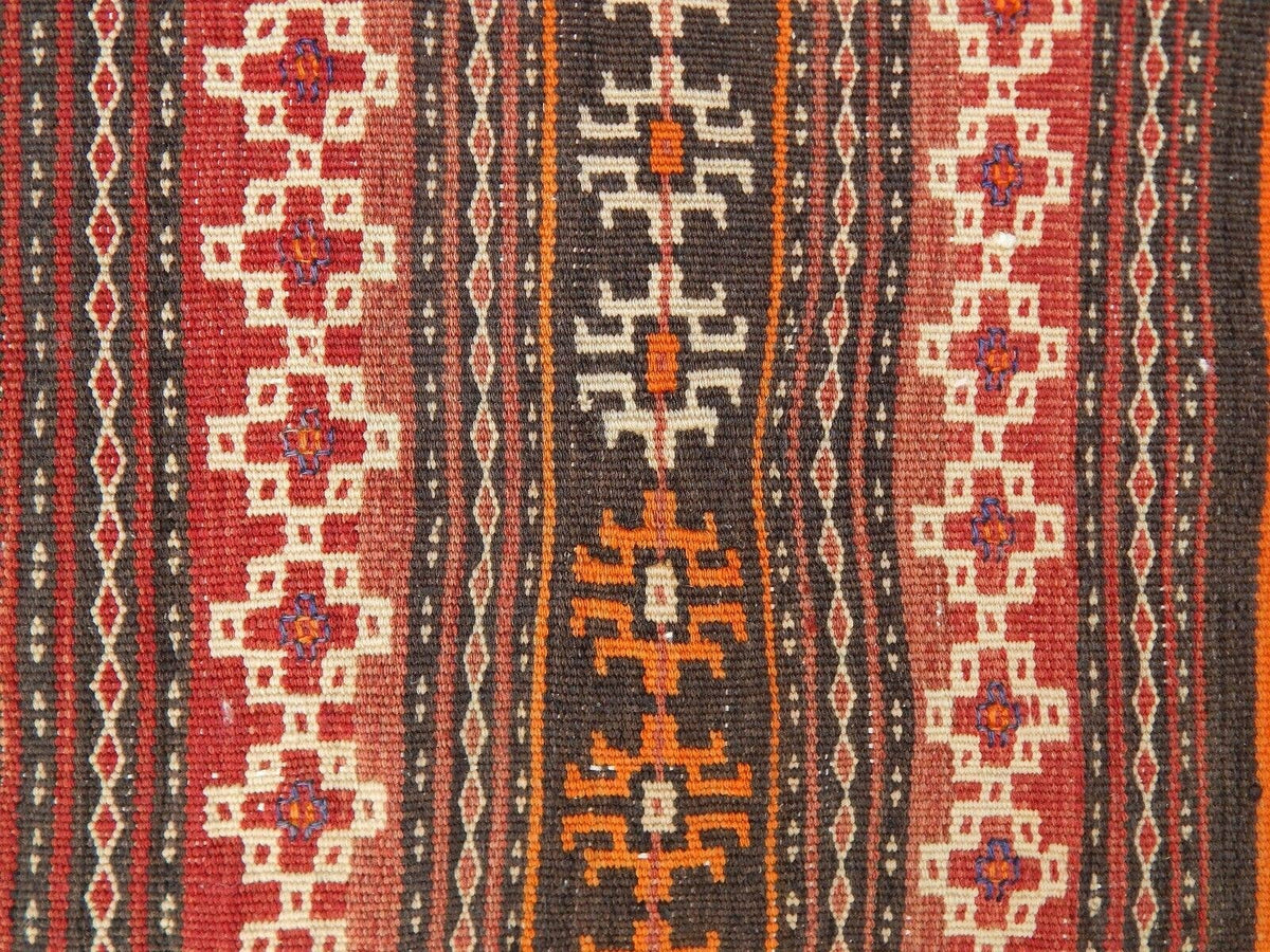 Vintage Kilim 129 x 294 cm