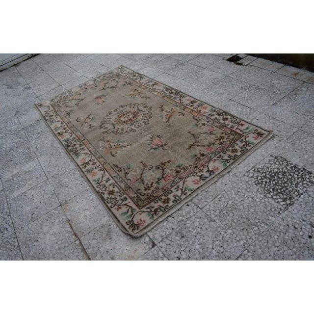 Vintage Uşak Halı 114 x 208 cm