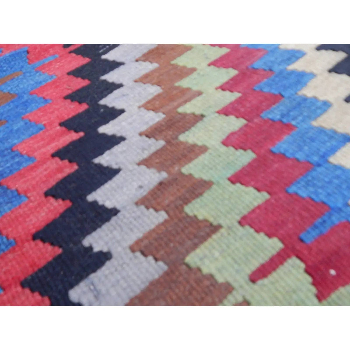 Vintage Kilim 88 x 127 cm
