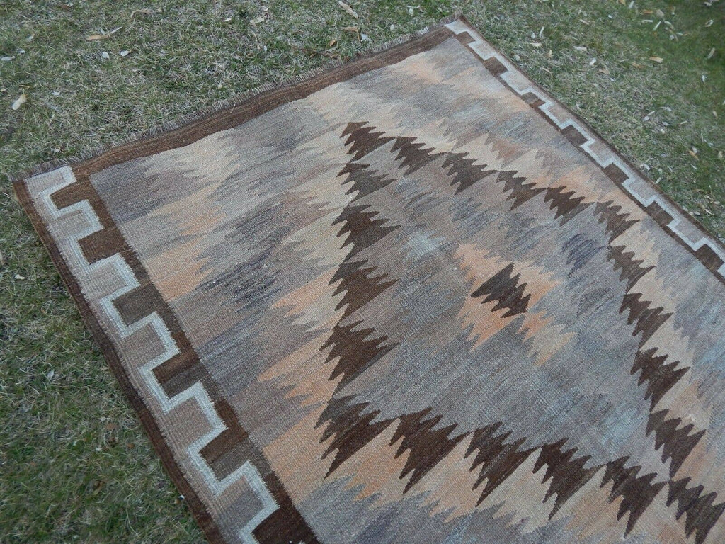 Vintage Kilim 142 x 284 cm