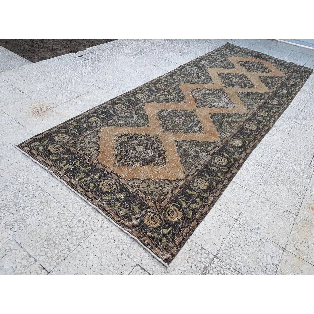 Vintage Uşak Halı 140 x 375 cm