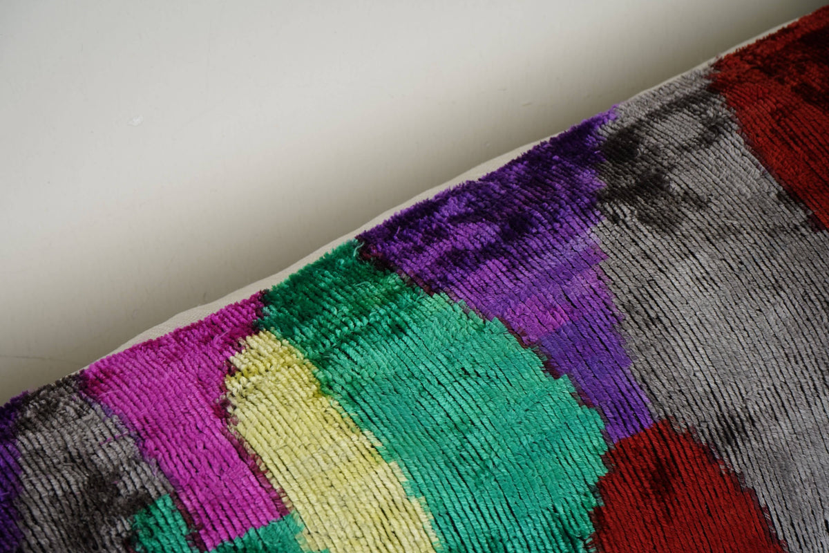 İpek Ikat Kadife Kırlent Kılıfı 40 x 125 cm
