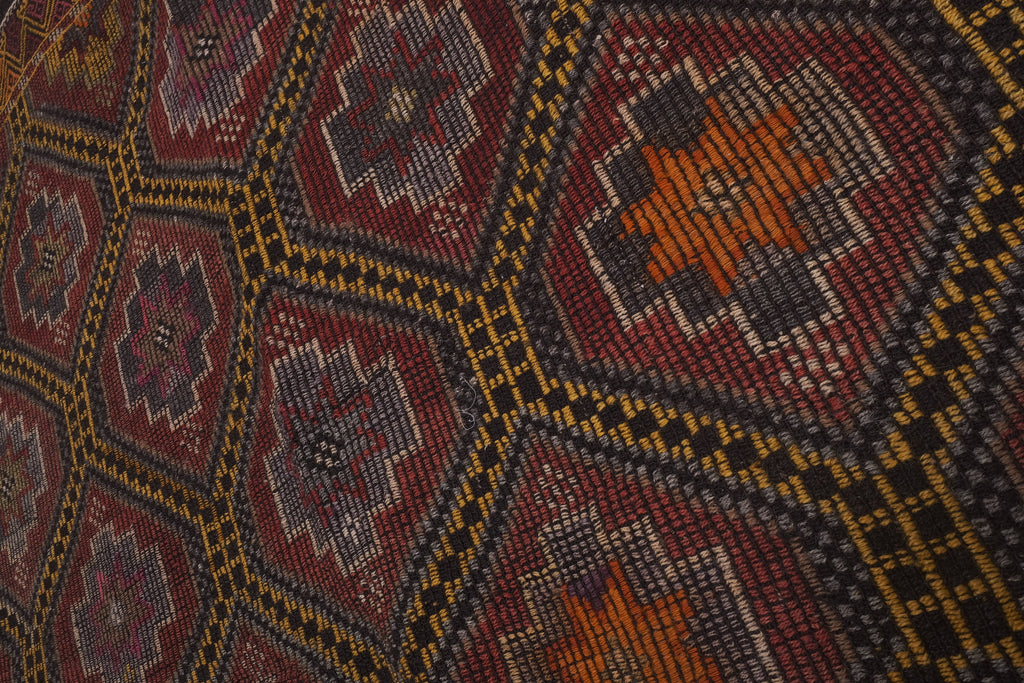 Vintage Kilim 194 x 245 cm
