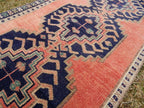 Vintage Uşak Halı 46 x 99 cm