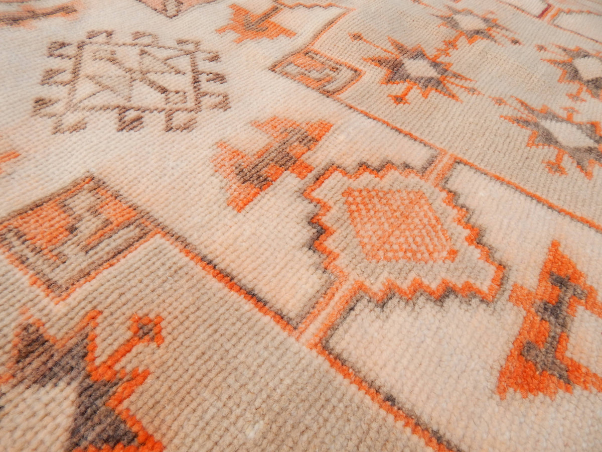Vintage Uşak Halı 128 x 258 cm