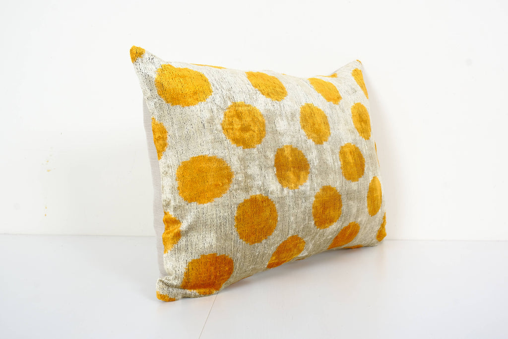 İpek Ikat Kadife Kırlent Kılıfı 40 x 60 cm