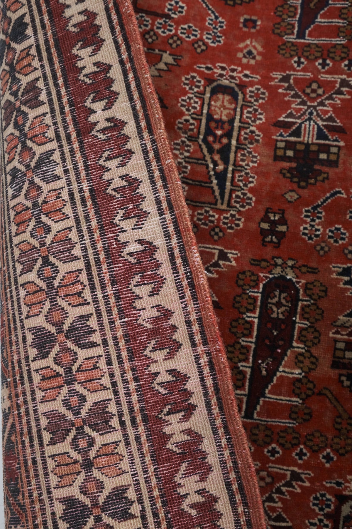 Vintage Kafkas Halı 140 x 206 cm