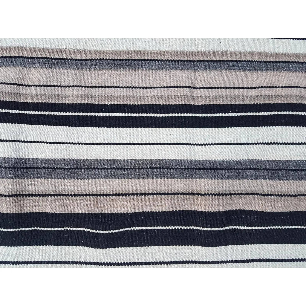 Vintage Kilim 146 x 281 cm