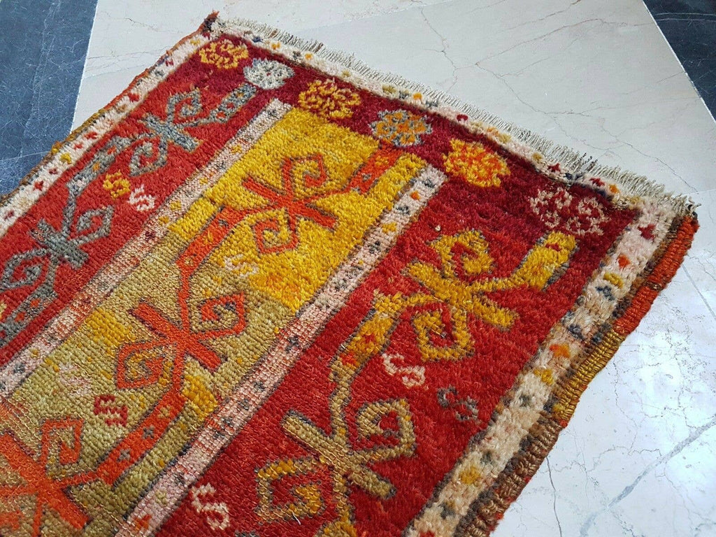 Vintage Anadolu Yastık Halı 55 x 94 cm