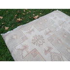 Vintage Uşak Halı 130 x 243 cm