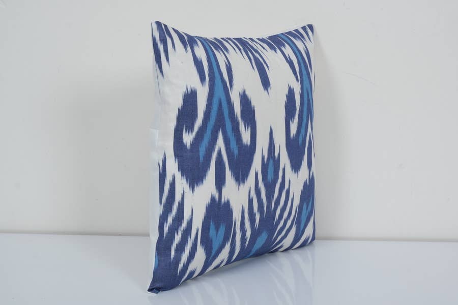 İpek Ikat Kadife Kırlent Kılıfı 35 x 35 cm