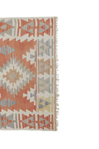 Vintage Kilim 105 x 171 cm