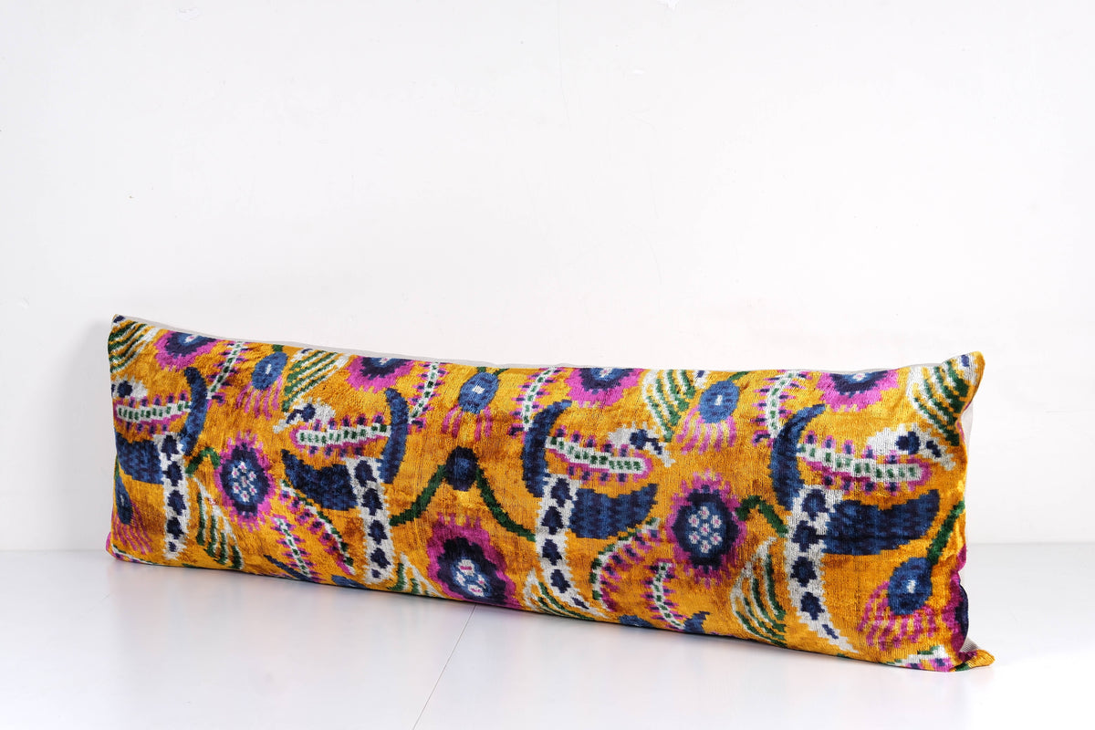 İpek Ikat Kadife Kırlent Kılıfı 40 x 127 cm