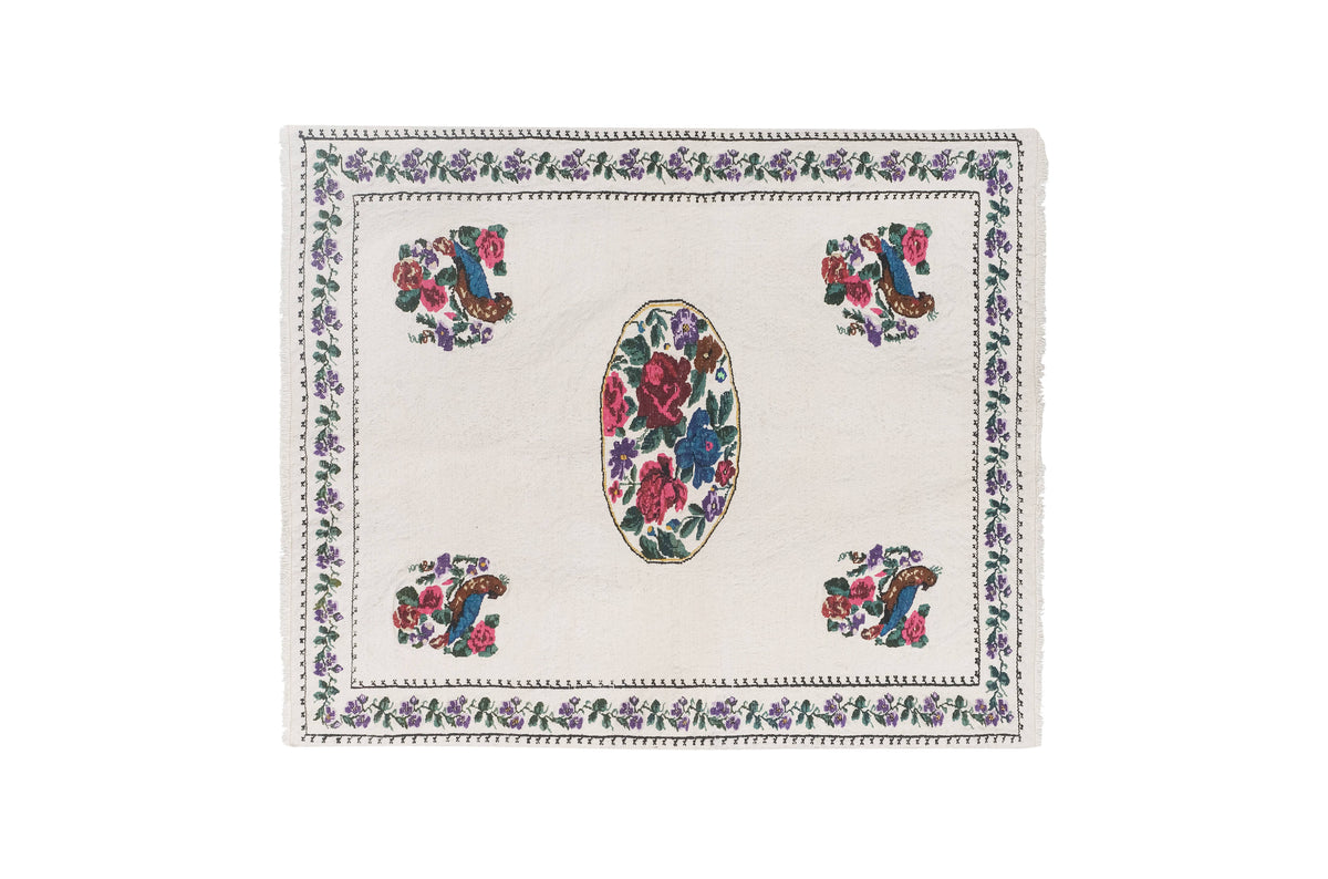 Vintage Kilim 115 x 144 cm