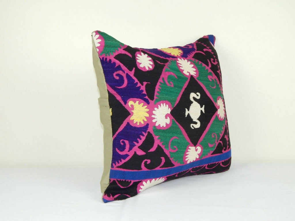 Suzani Kırlent Kılıfı 45 x 45 cm