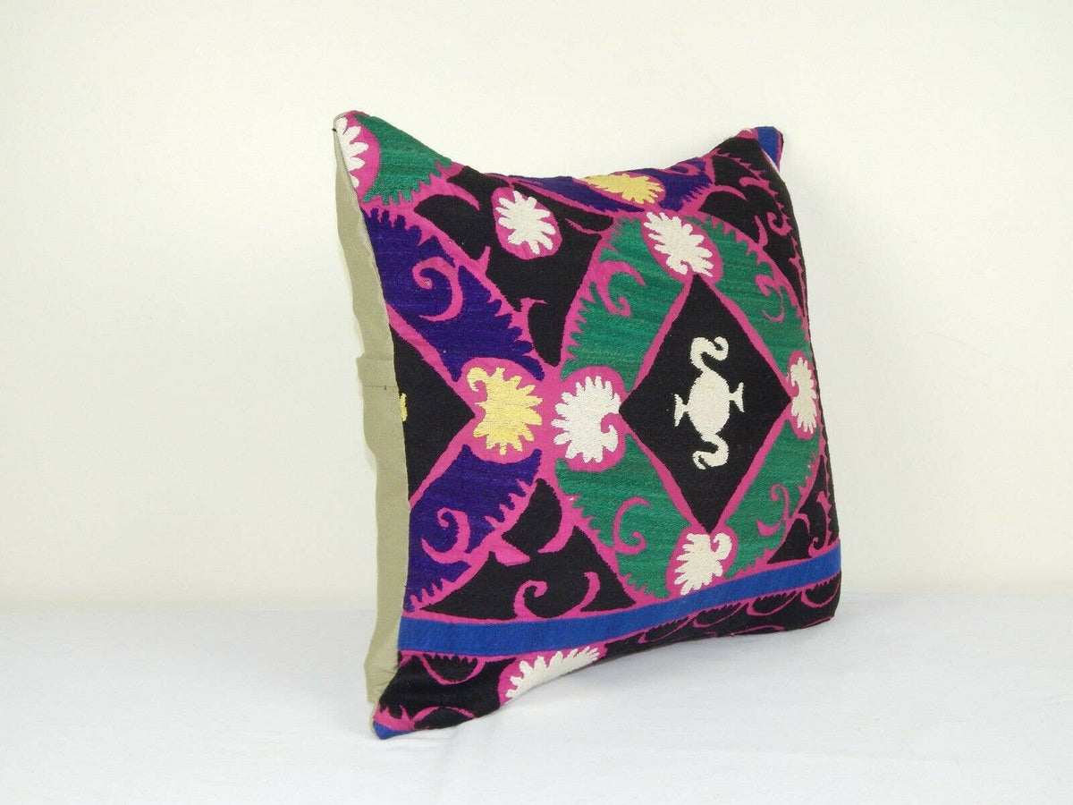 Suzani Kırlent Kılıfı 45 x 45 cm