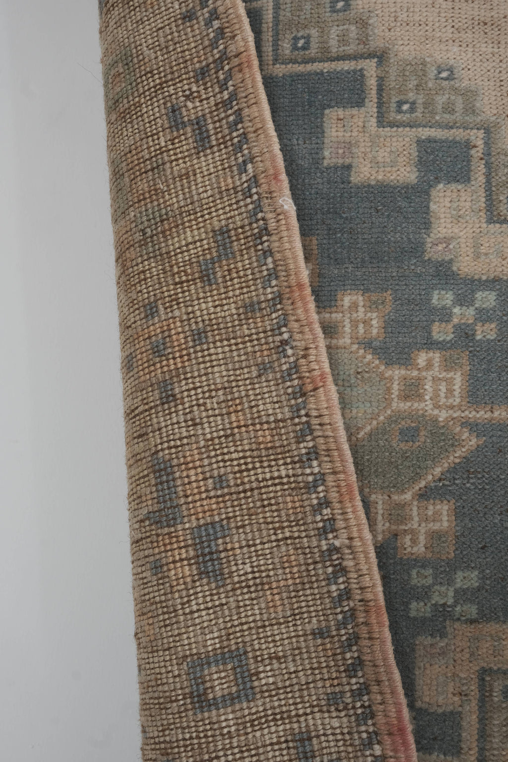 Vintage Uşak Halı 141 x 263 cm