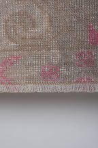 Vintage Uşak Halı 125 x 215 cm