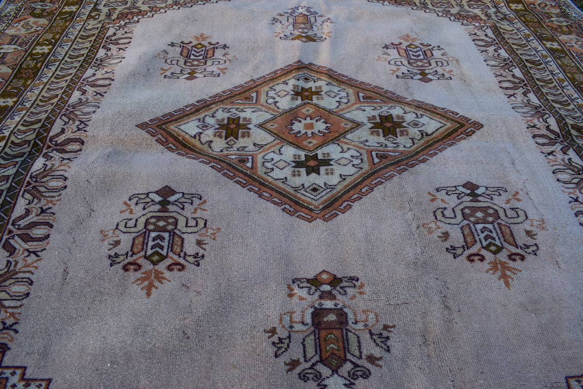 Vintage Uşak Halı 204 x 284 cm