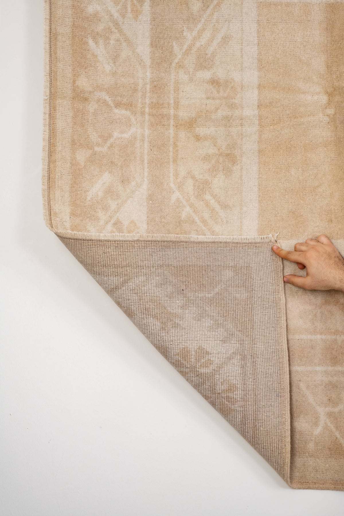 Vintage Uşak Halı 162 x 253 cm