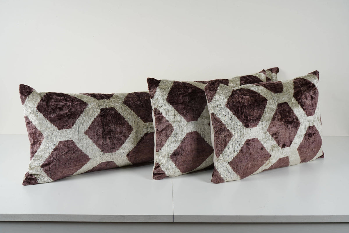 İpek Ikat Kadife Kırlent Kılıfı 3'li Set 40 x 60 cm