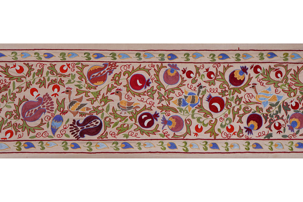 Kuş Desenli Suzani Duvar Örtüsü 52 x 191 cm