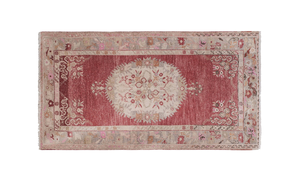 Vintage Uşak Halı 113 x 207 cm