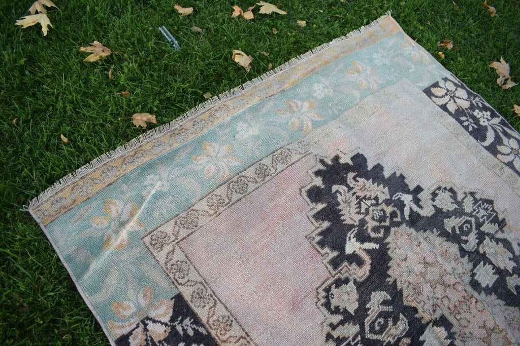 Vintage Uşak Halı 142 x 405 cm