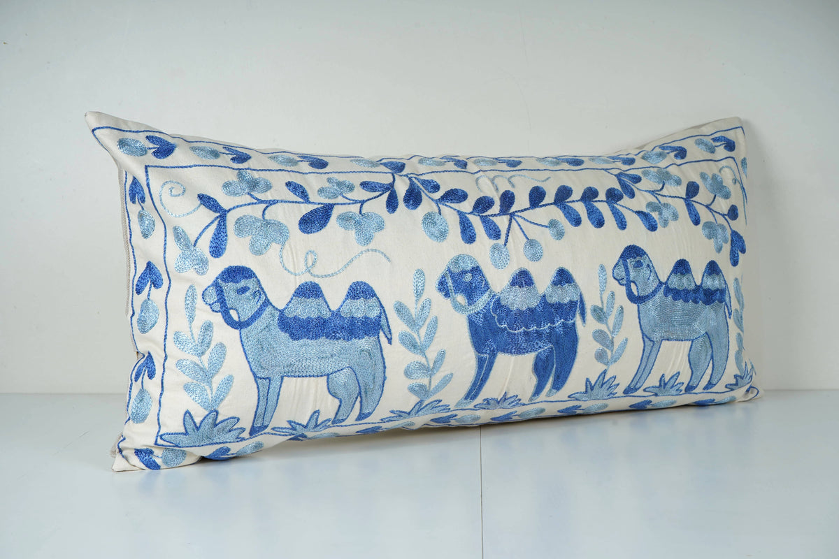 Deve Desenli Suzani Kırlent Kılıfı 40 x 90 cm