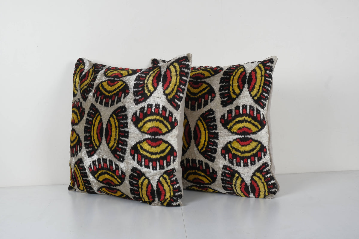 İpek Ikat Kadife Kırlent Kılıfı 2'li Set 54 x 57 cm