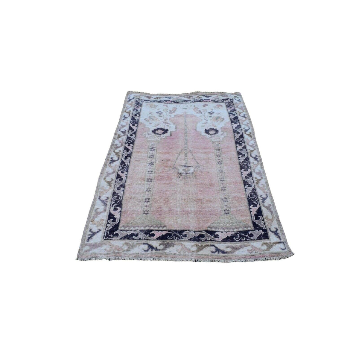 Vintage Uşak Halı 106 x 173 cm