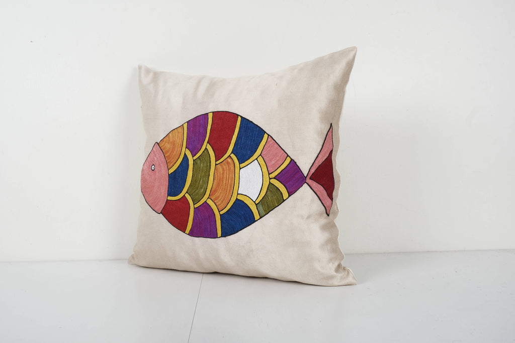 Balık Desenli Suzani Kırlent Kılıfı 48 x 48 cm