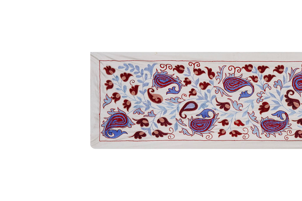 El İşlemesi Suzani Duvar Örtüsü 51 x 185 cm