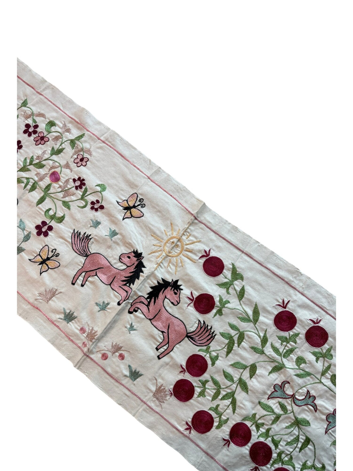 Buhara At Desenli İşlemeli Suzani 50 x 142 cm